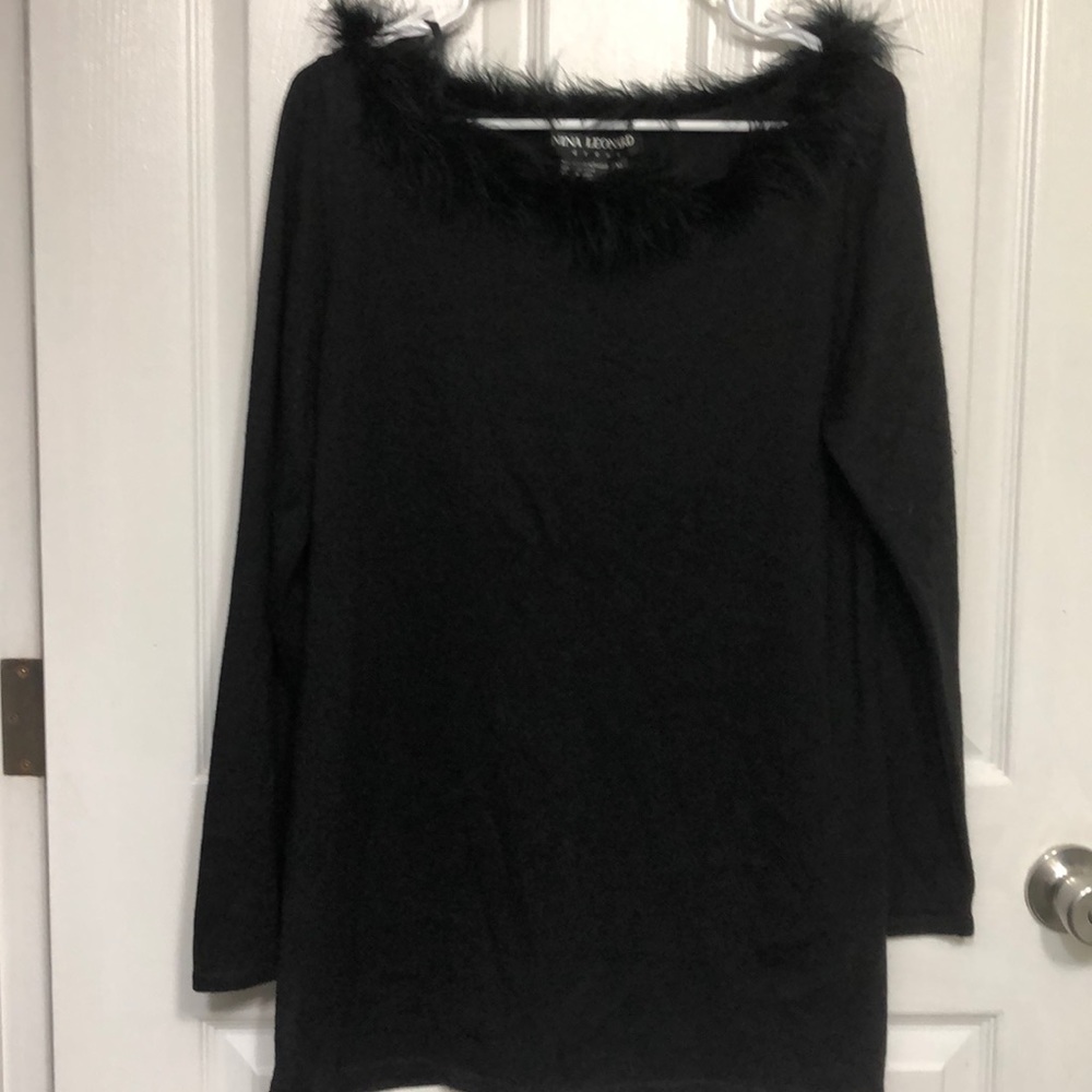 NINA LEONARD. Black women’s‎ Sweater  Sz M